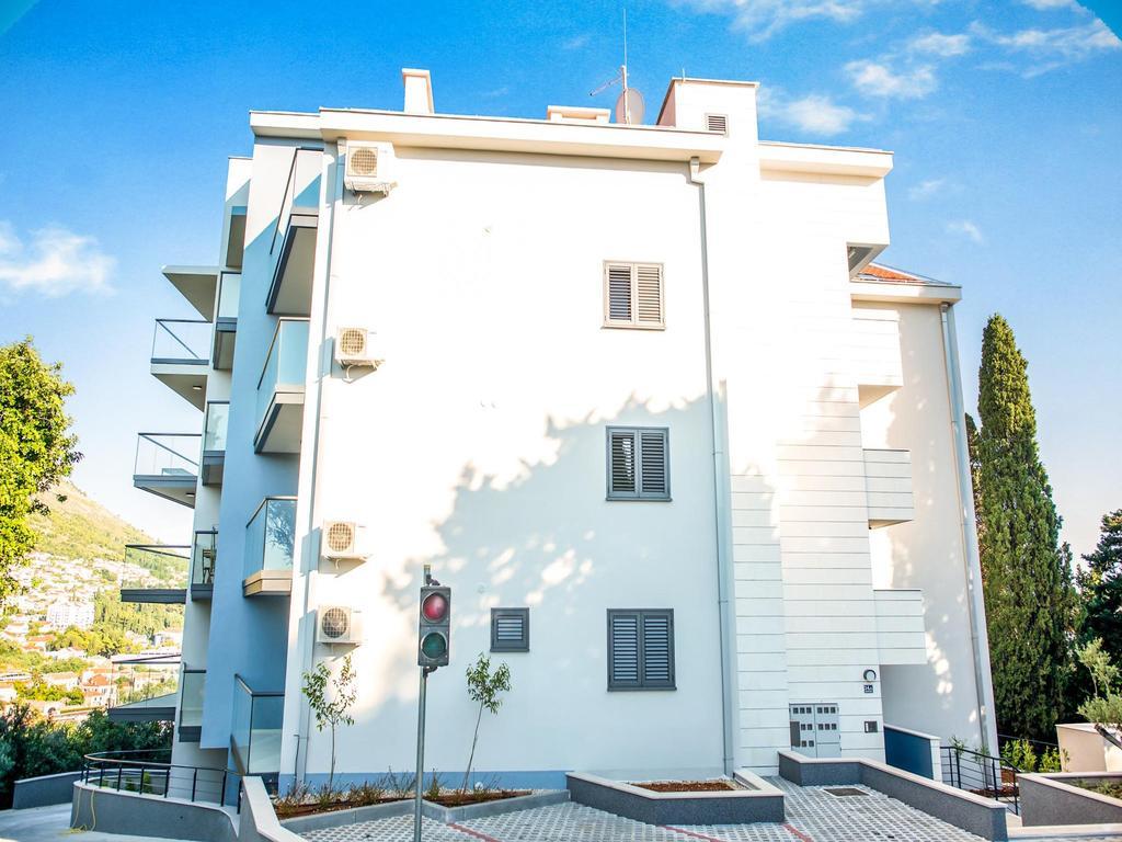 Apartment Svea - Free Parking Дубровник Екстериор снимка