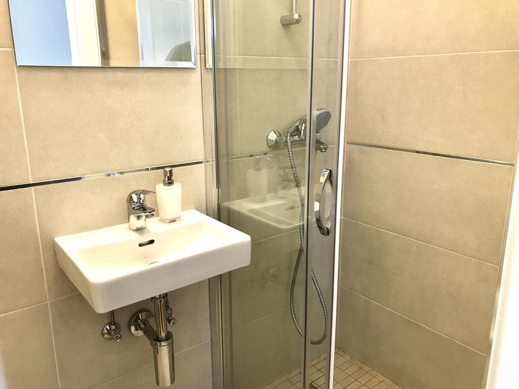 Apartment Svea - Free Parking Дубровник Екстериор снимка